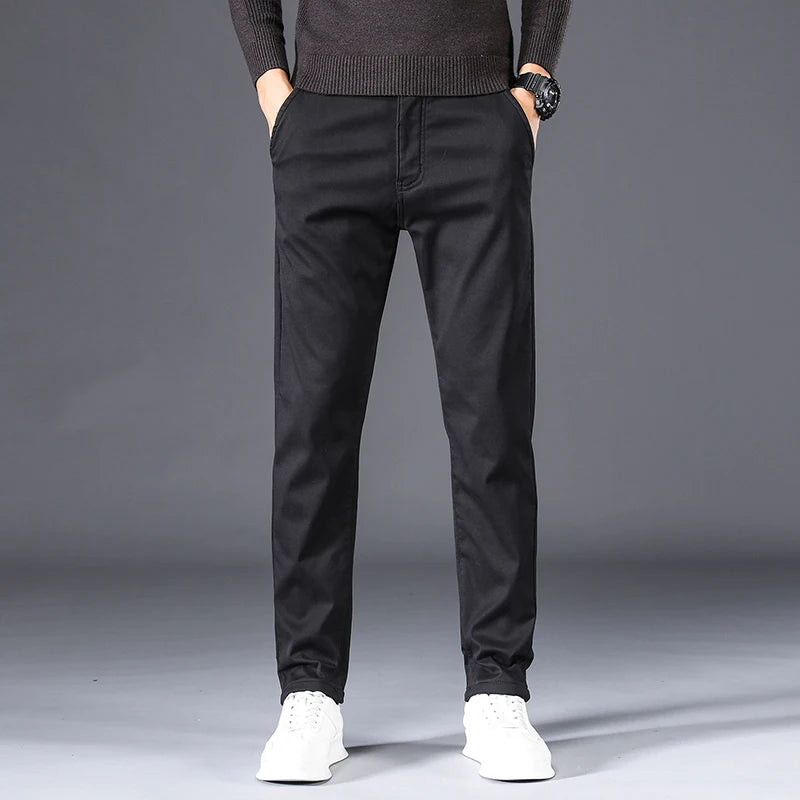 Pantalones casuales de invierno para hombre.