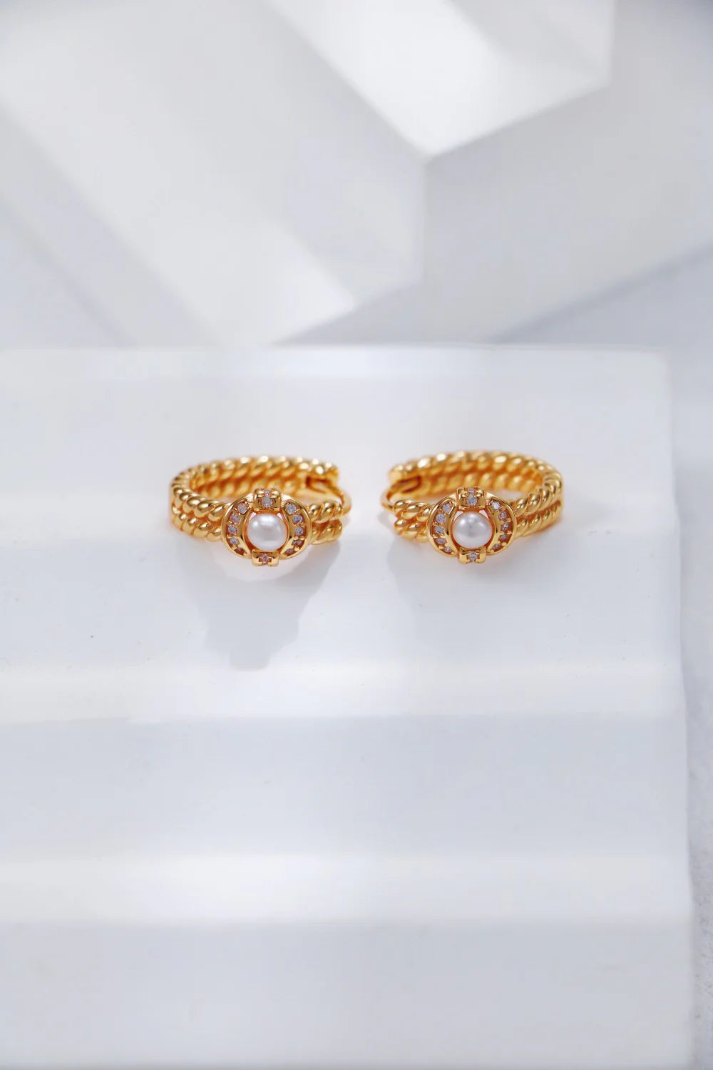 Pendientes de perlas trenzadas de doble capa