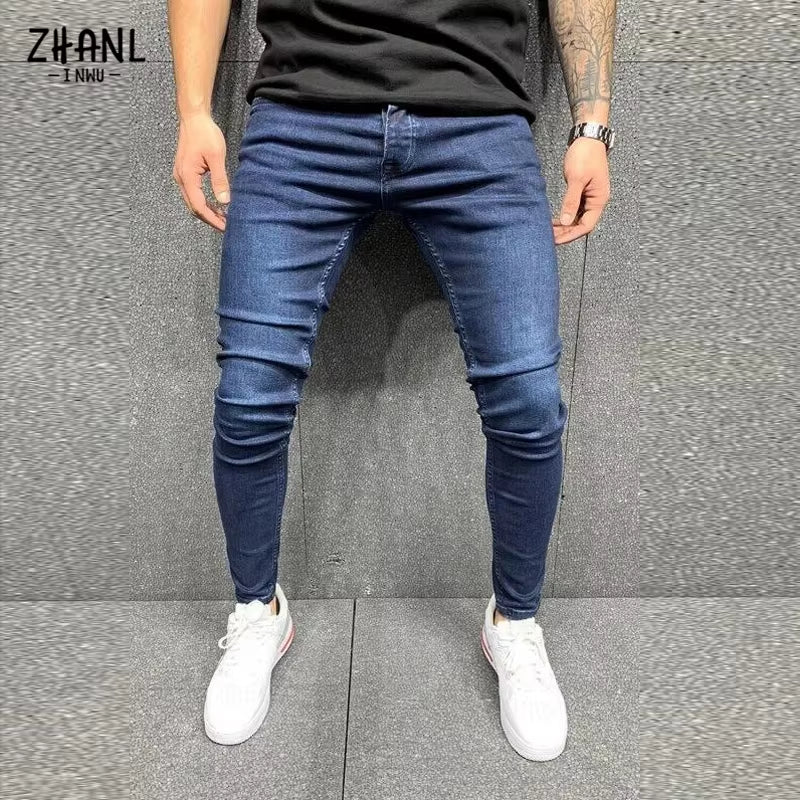 Vaqueros negros para hombre, slim fit.