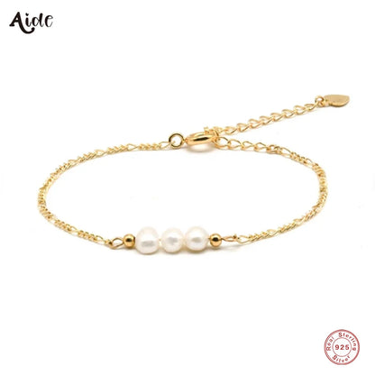 Pulsera de plata de ley 925 para mujer con tres cuentas tipo perla.
