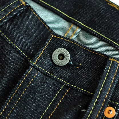 Vaqueros para hombre. Estilo vintage, grueso y duradero.